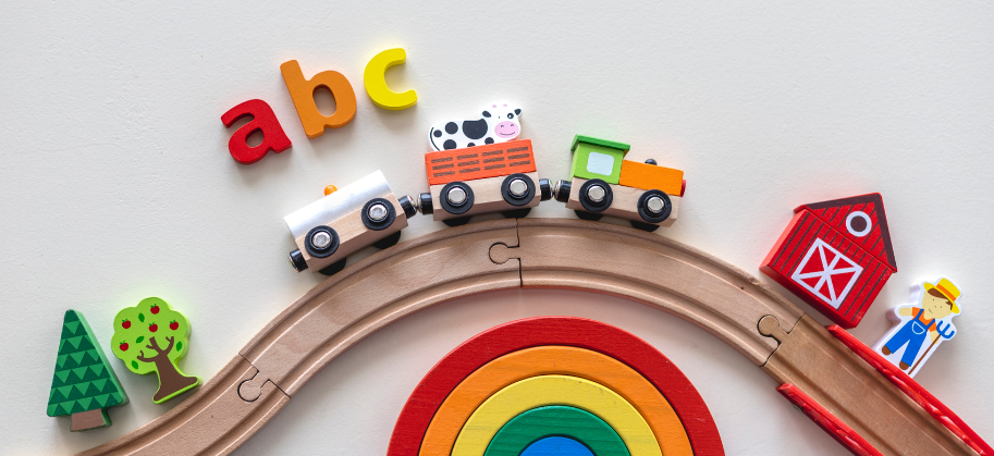 Wzrost przez zabawę: jak ekologiczne zabawki wspierają rozwój dziecka